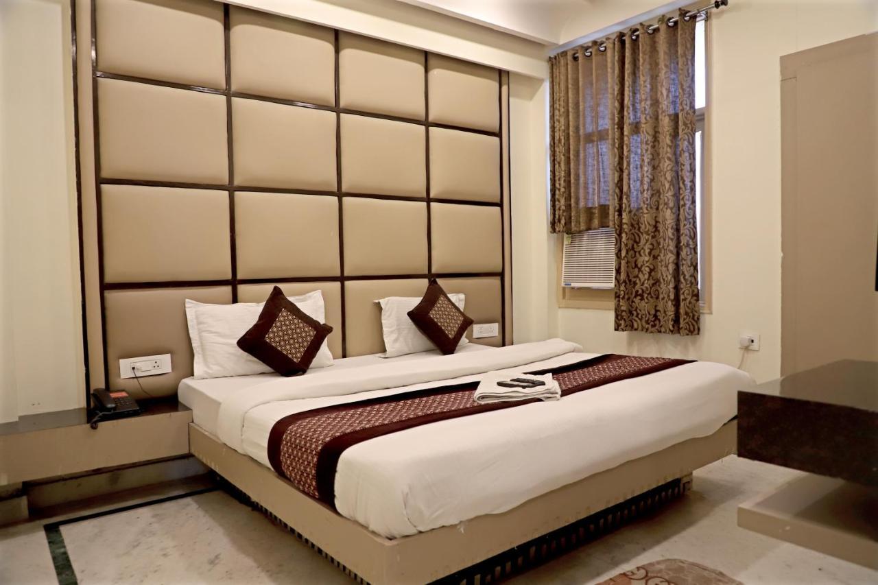 Hotel Klick International Neu-Delhi Exterior foto