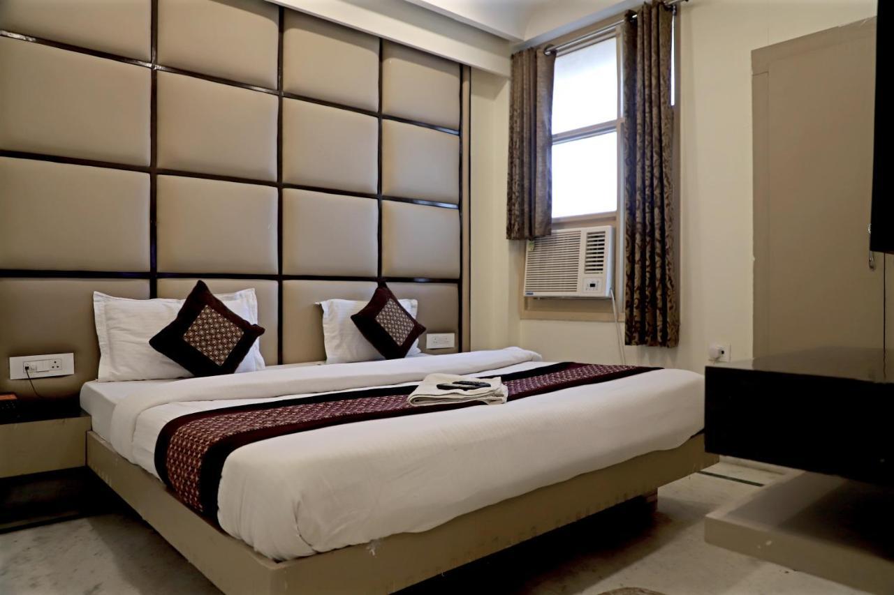 Hotel Klick International Neu-Delhi Exterior foto